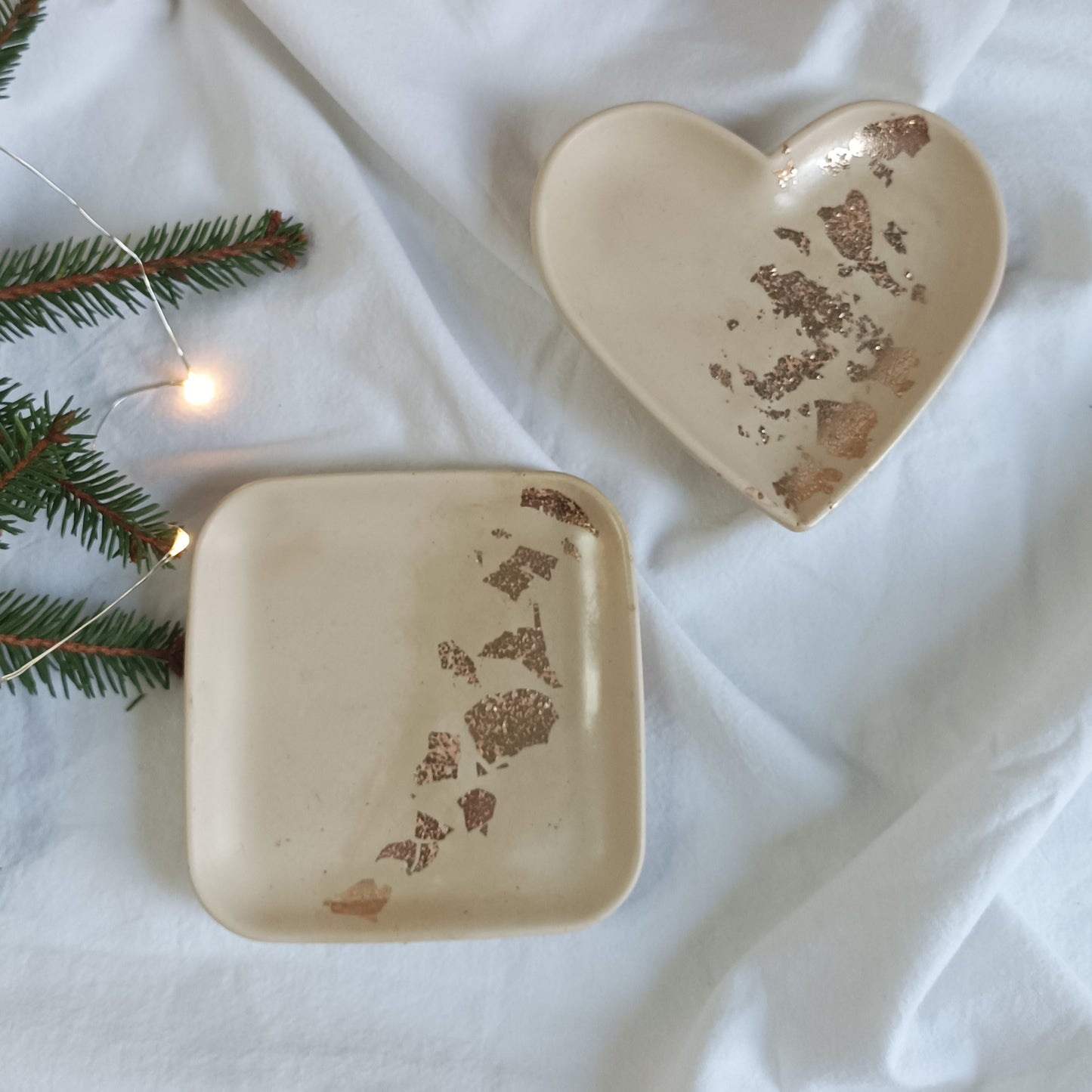 Jesmonite plates for candles and jewelery - heart, square, shell, feather