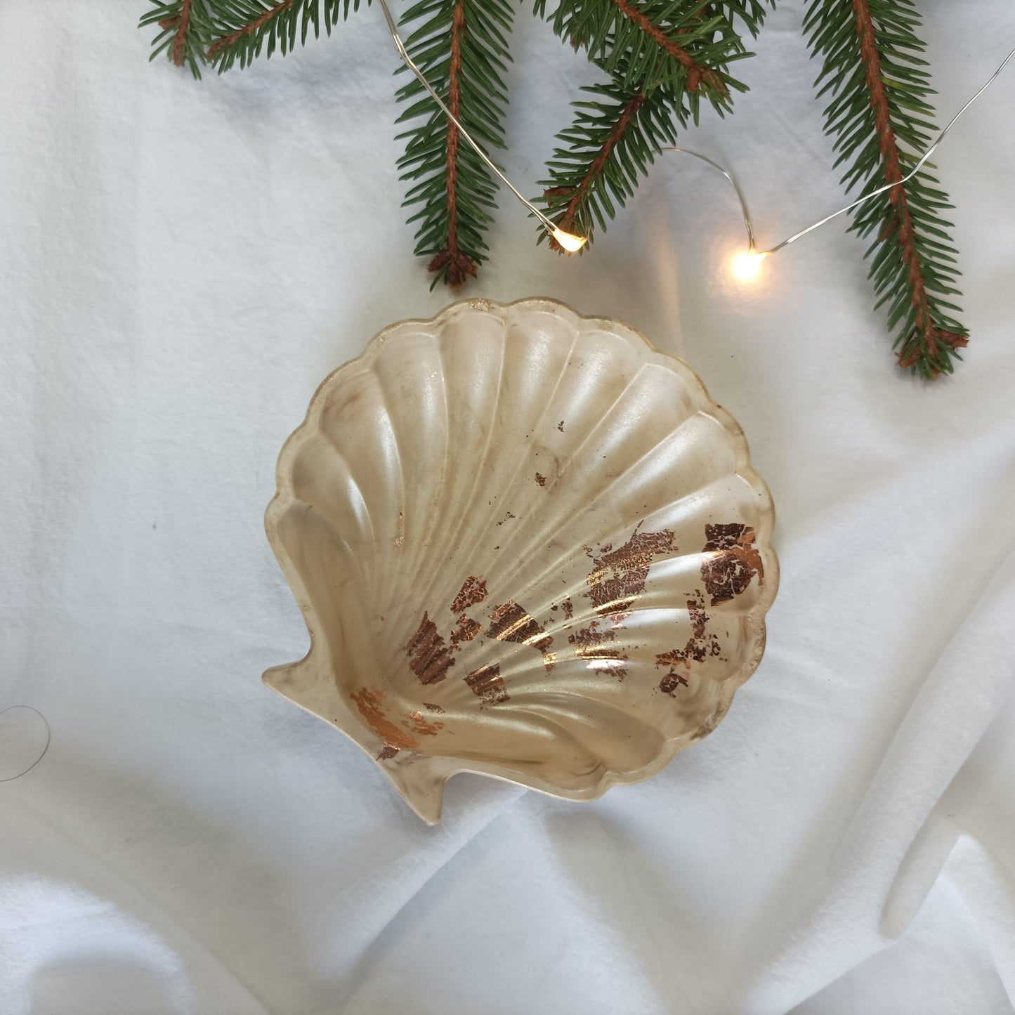 Jesmonite plates for candles and jewelery - heart, square, shell, feather
