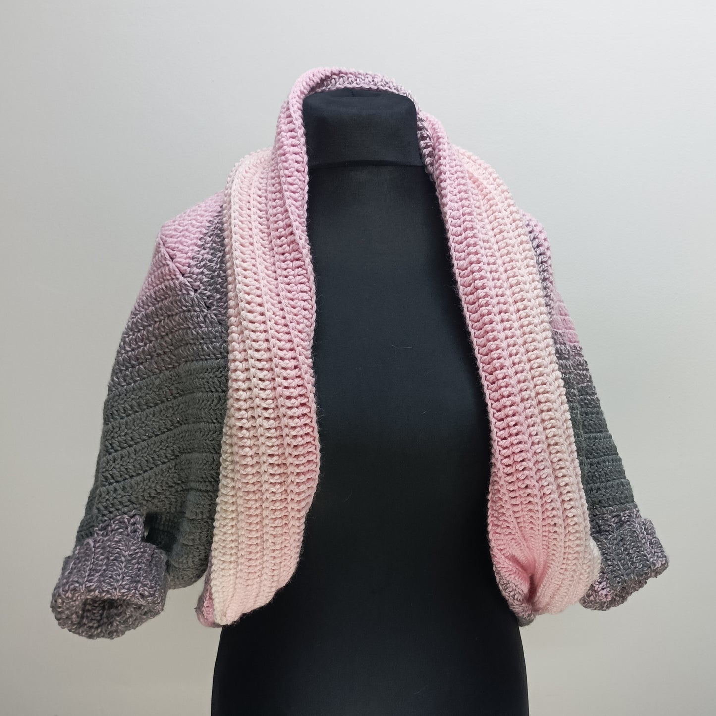 Granny square cardigan bolero