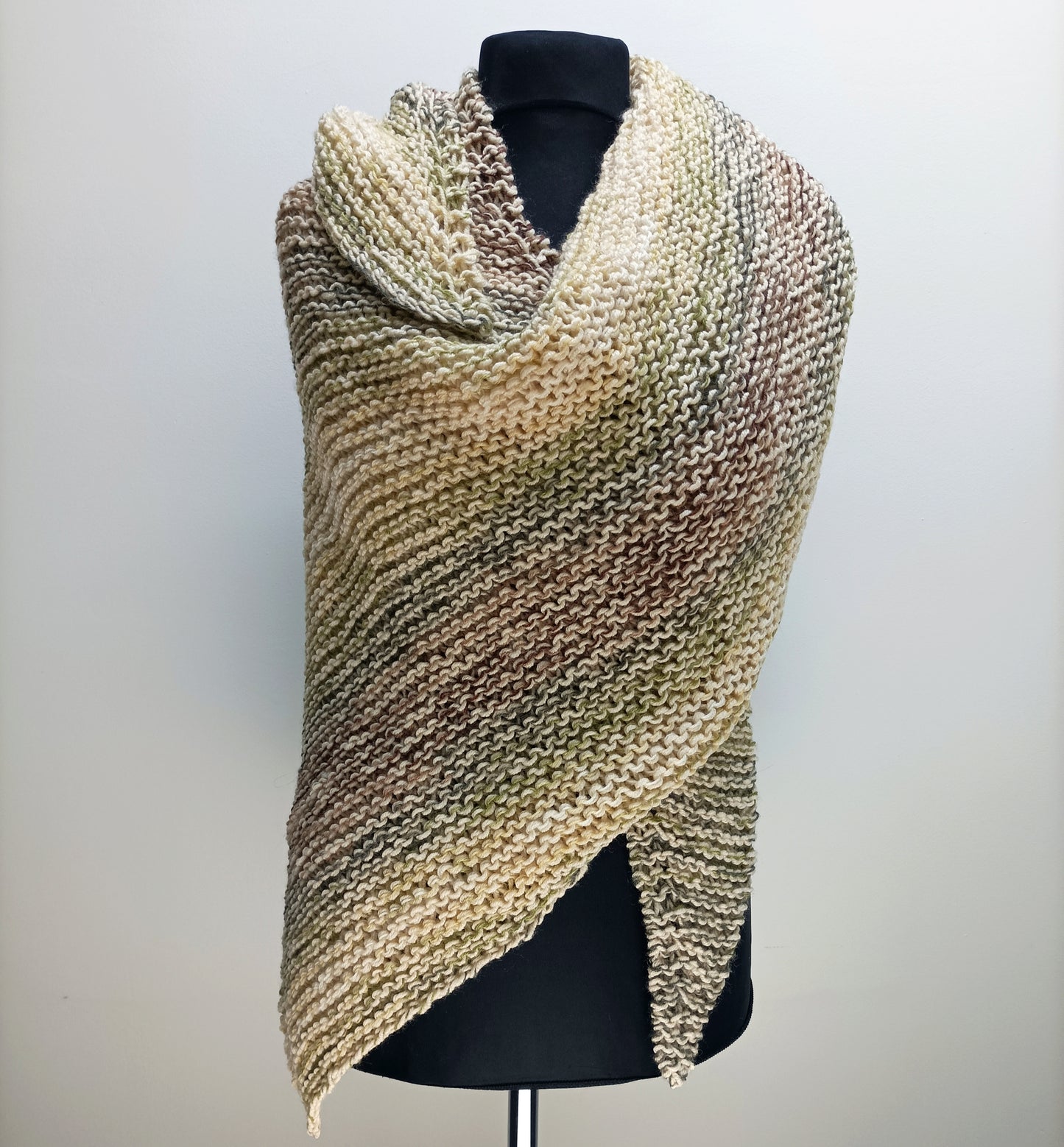 Maxi triangle knitted scarf wrap