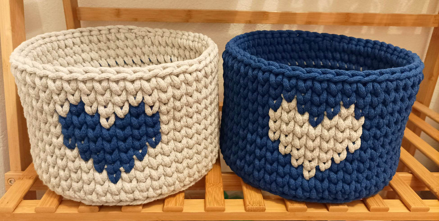 Crotchet baskets with Heart