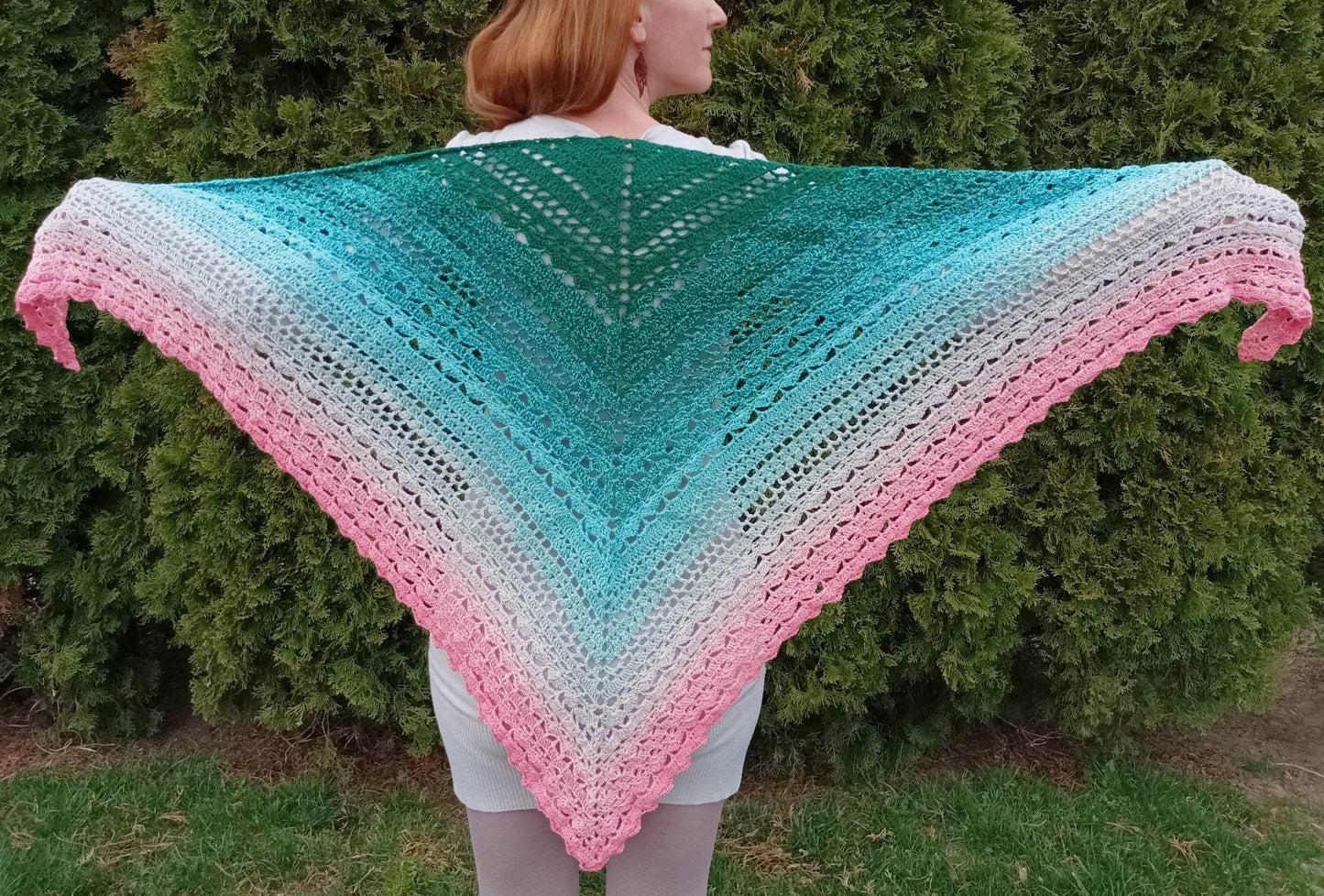 Triangles - Crotchet scarfs wraps with different pattern