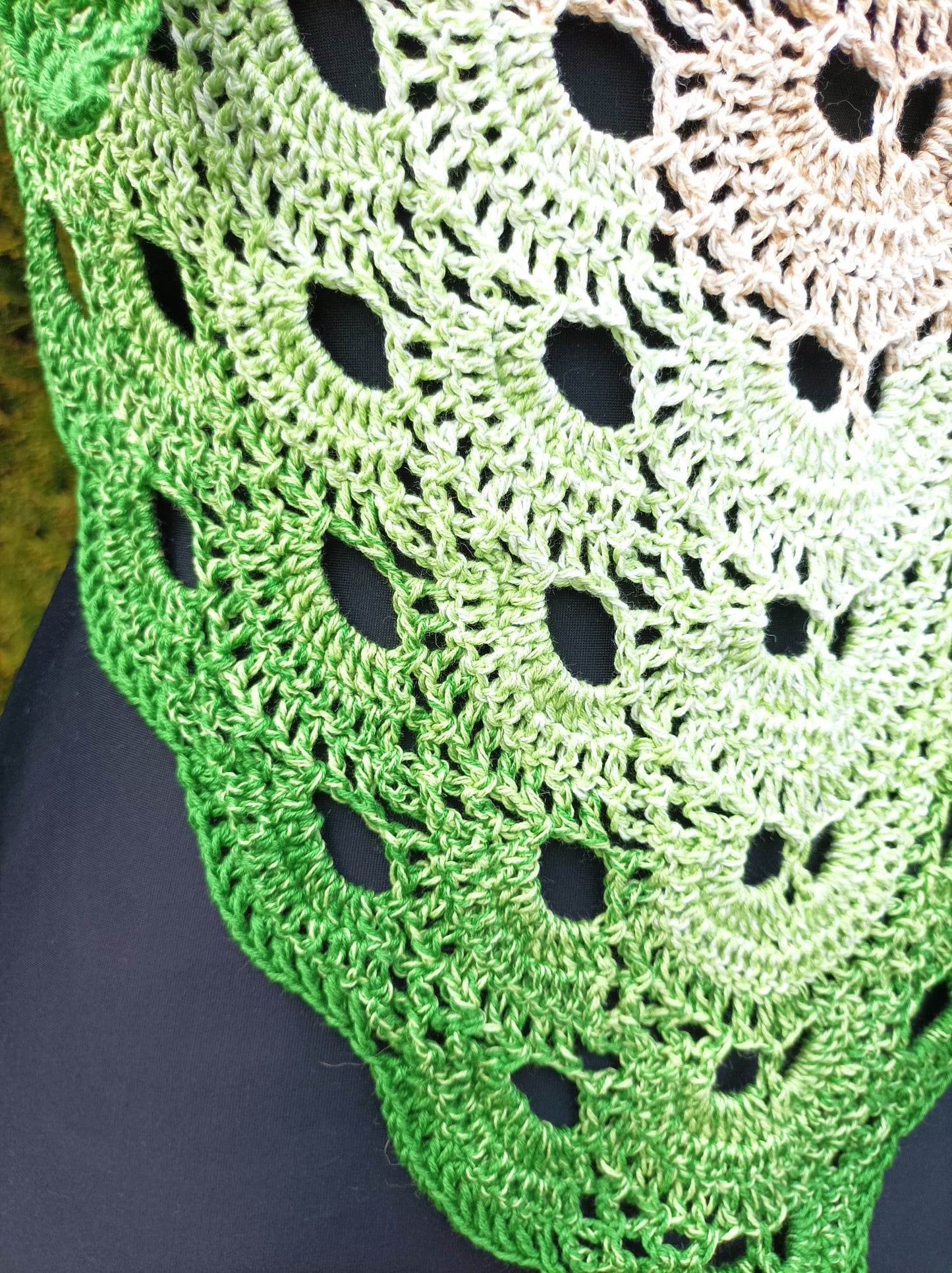 Triangles - Crotchet scarfs wraps with different pattern
