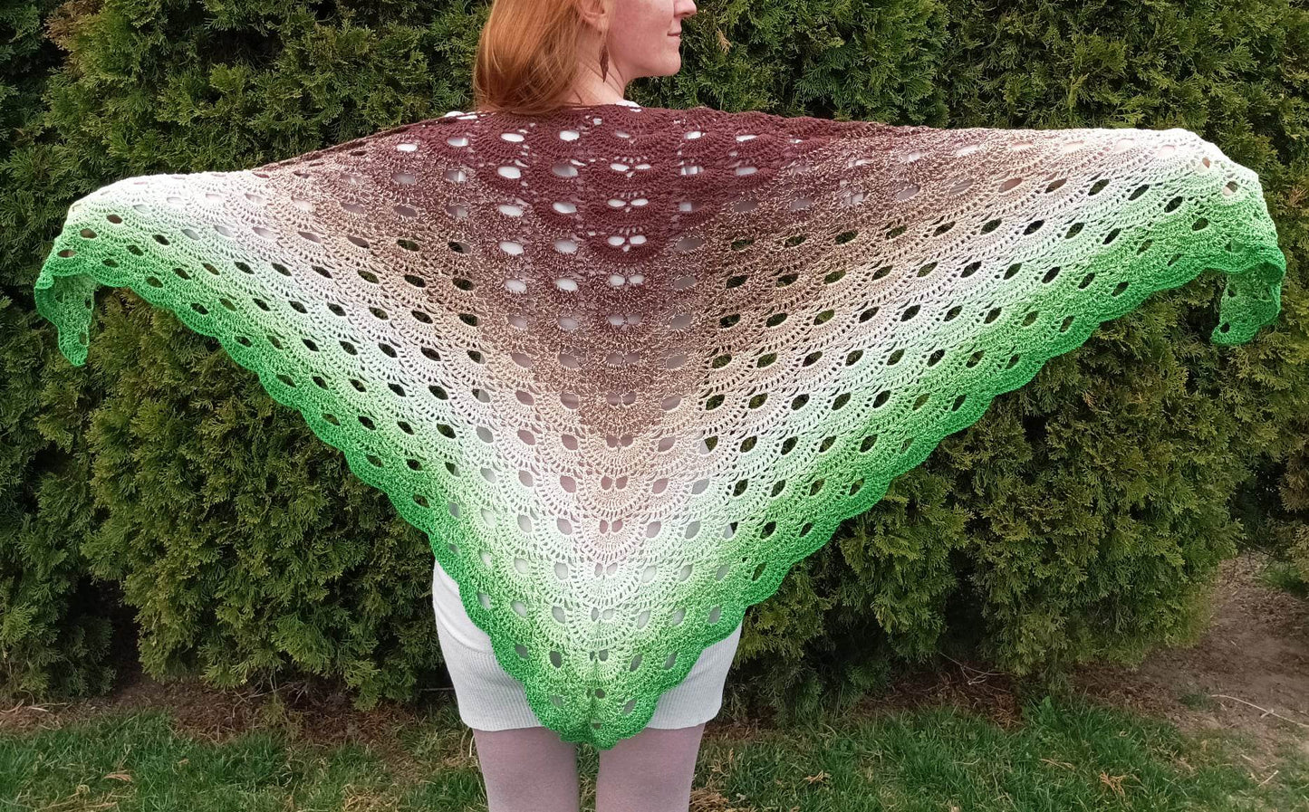 Triangles - Crotchet scarfs wraps with different pattern