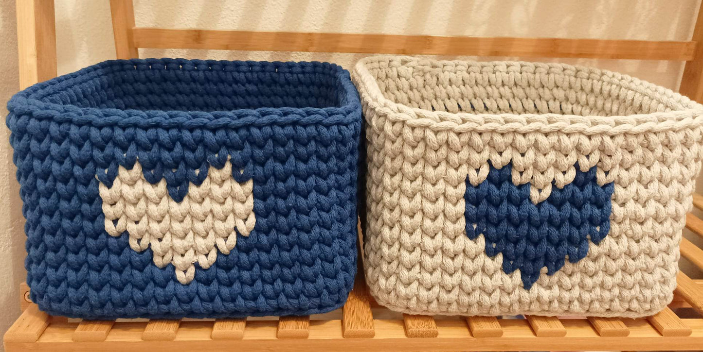 Crotchet baskets with Heart