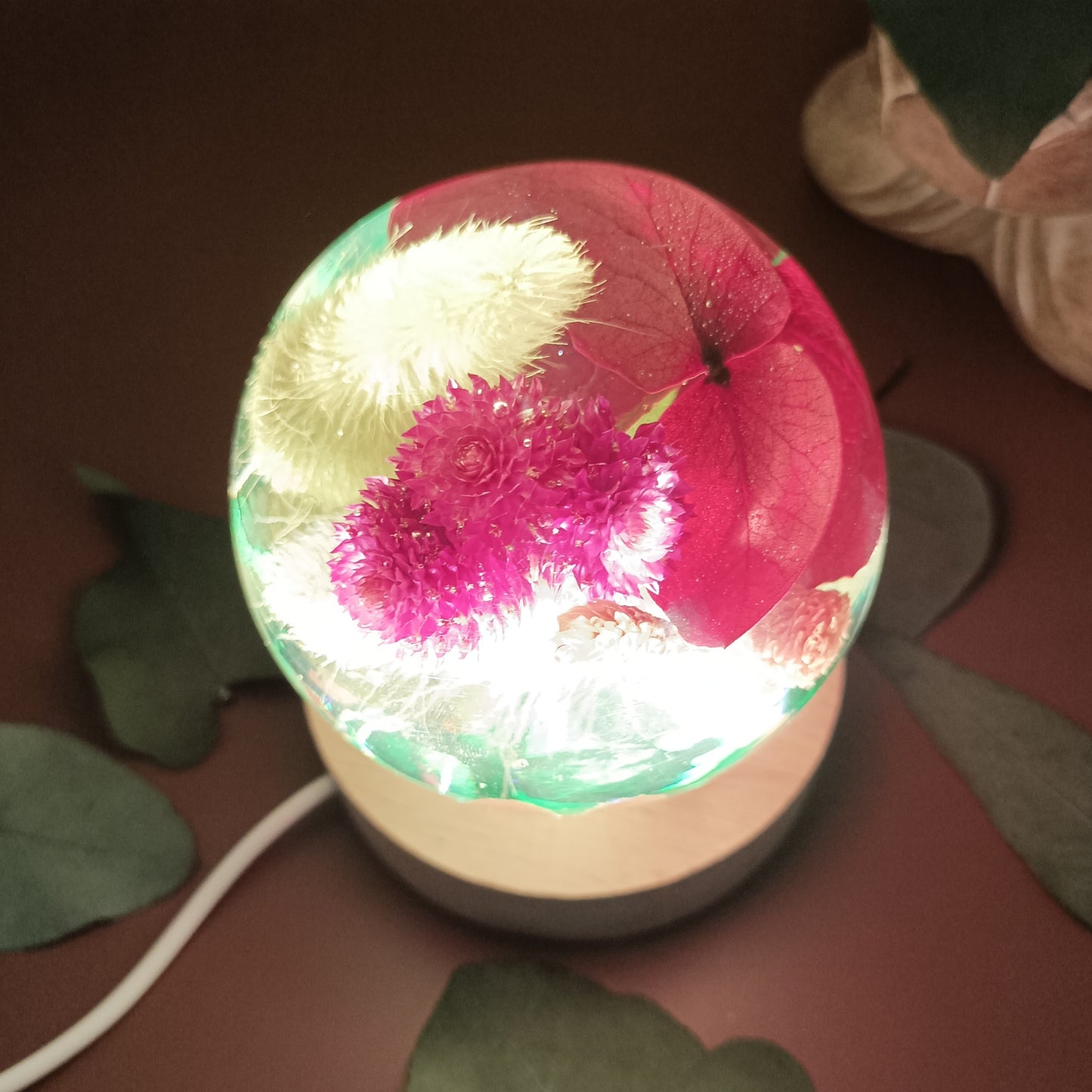 Ball resin lamp with dried flowers - Big