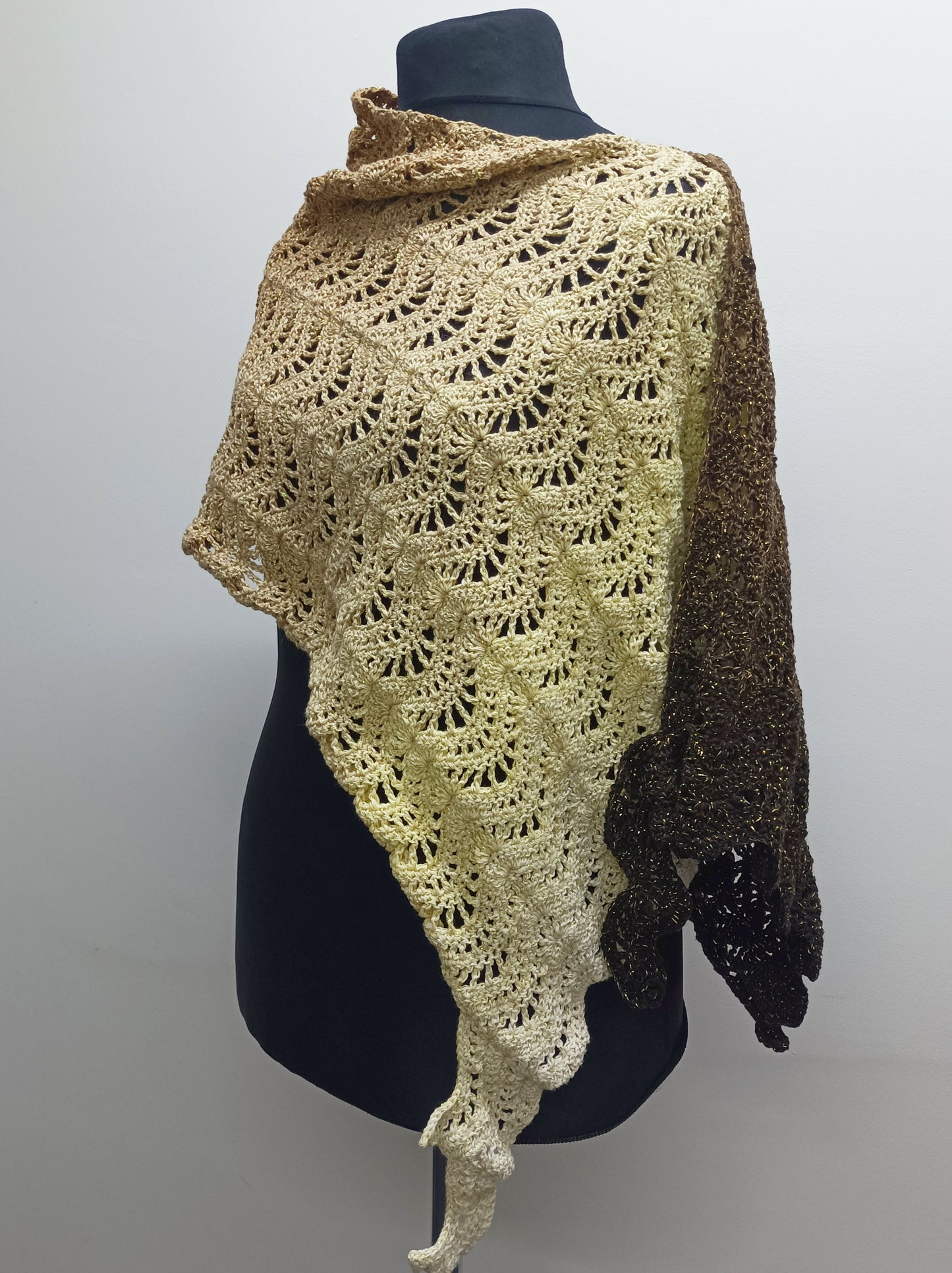 Triangles - Crotchet cotton scarfs wraps with different pattern