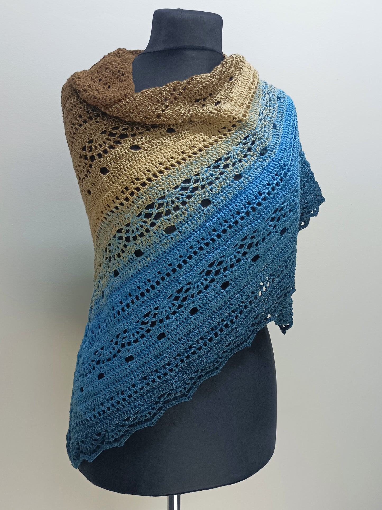 Triangles - Crotchet cotton scarfs wraps with different pattern