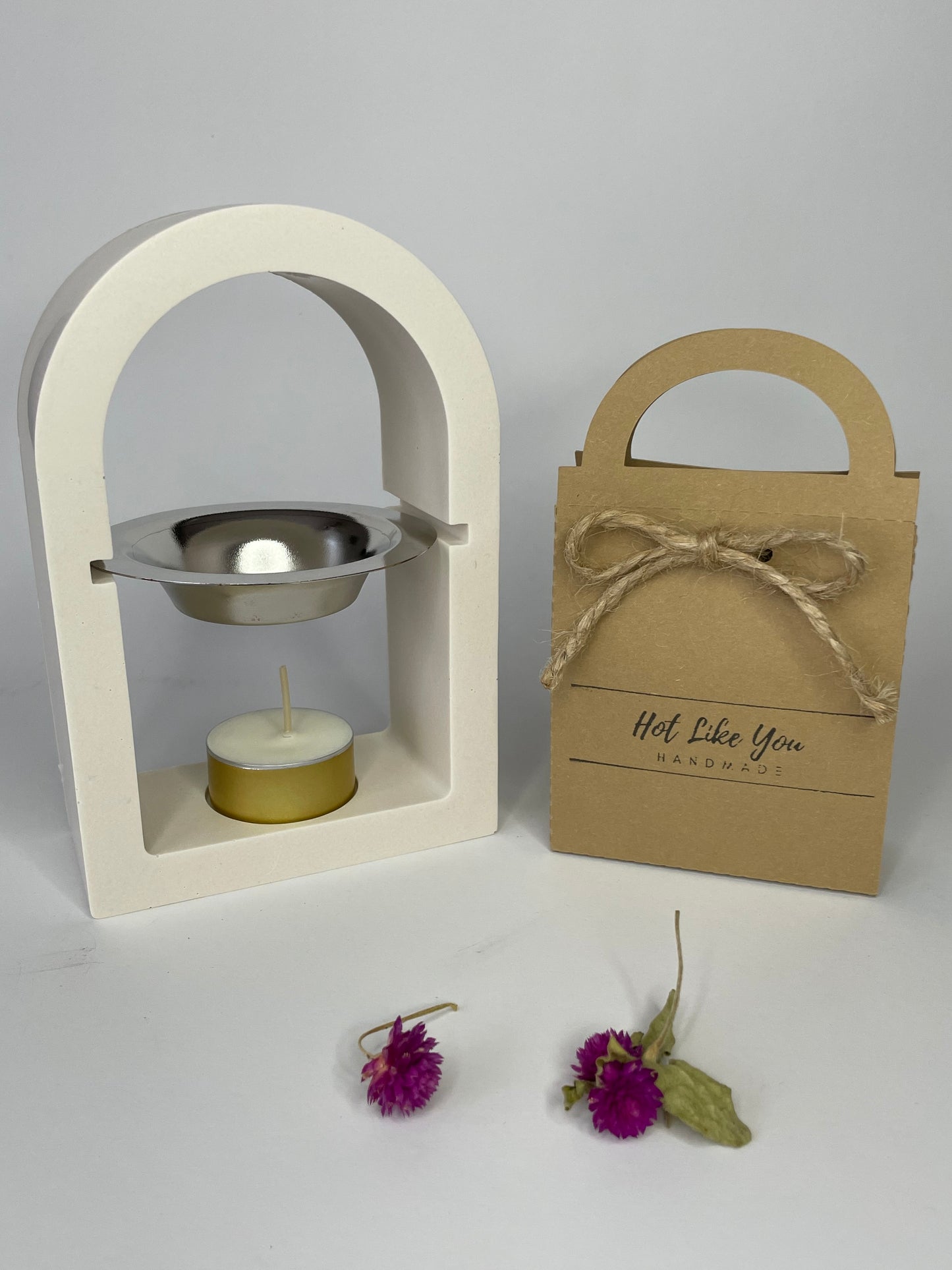 Aroma lamp for scented wax and essential oils