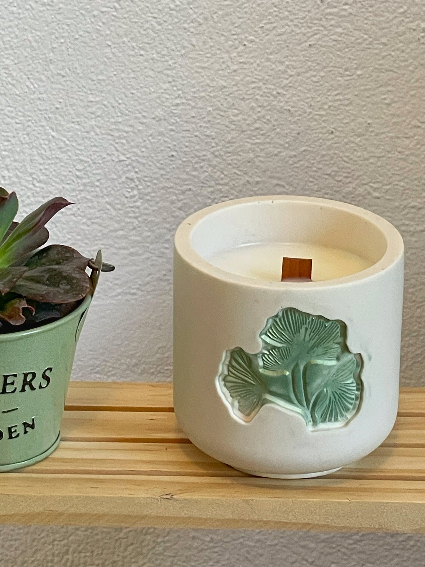 Unique candles in jesmonite jar
