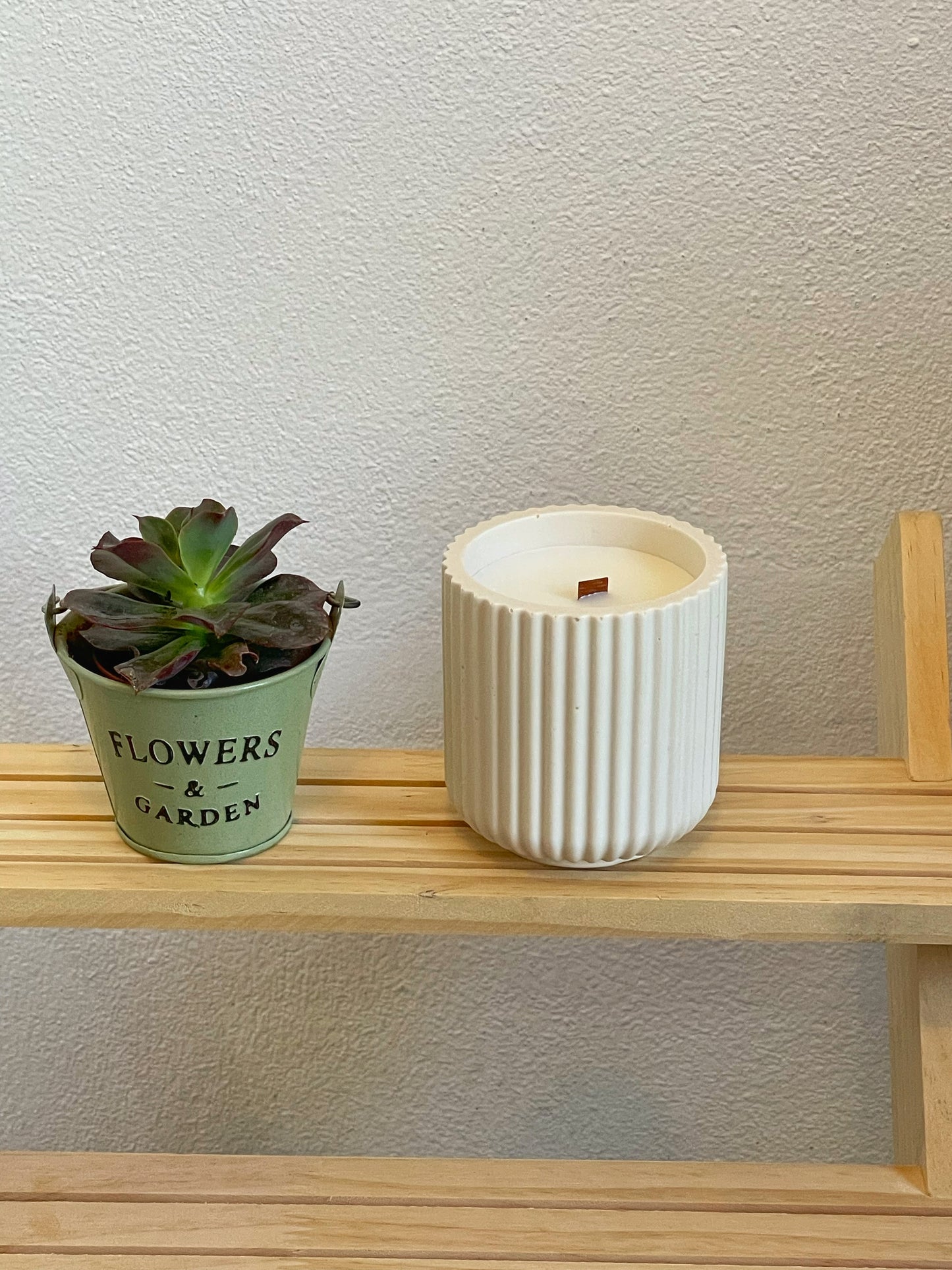 Unique candles in jesmonite jar