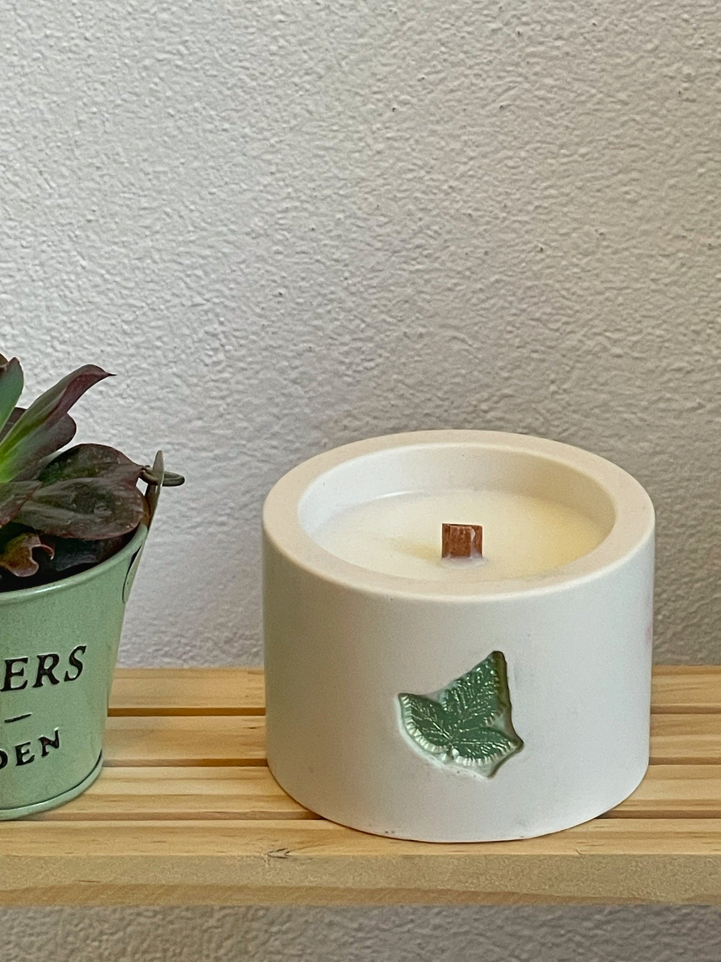Unique candles in jesmonite jar