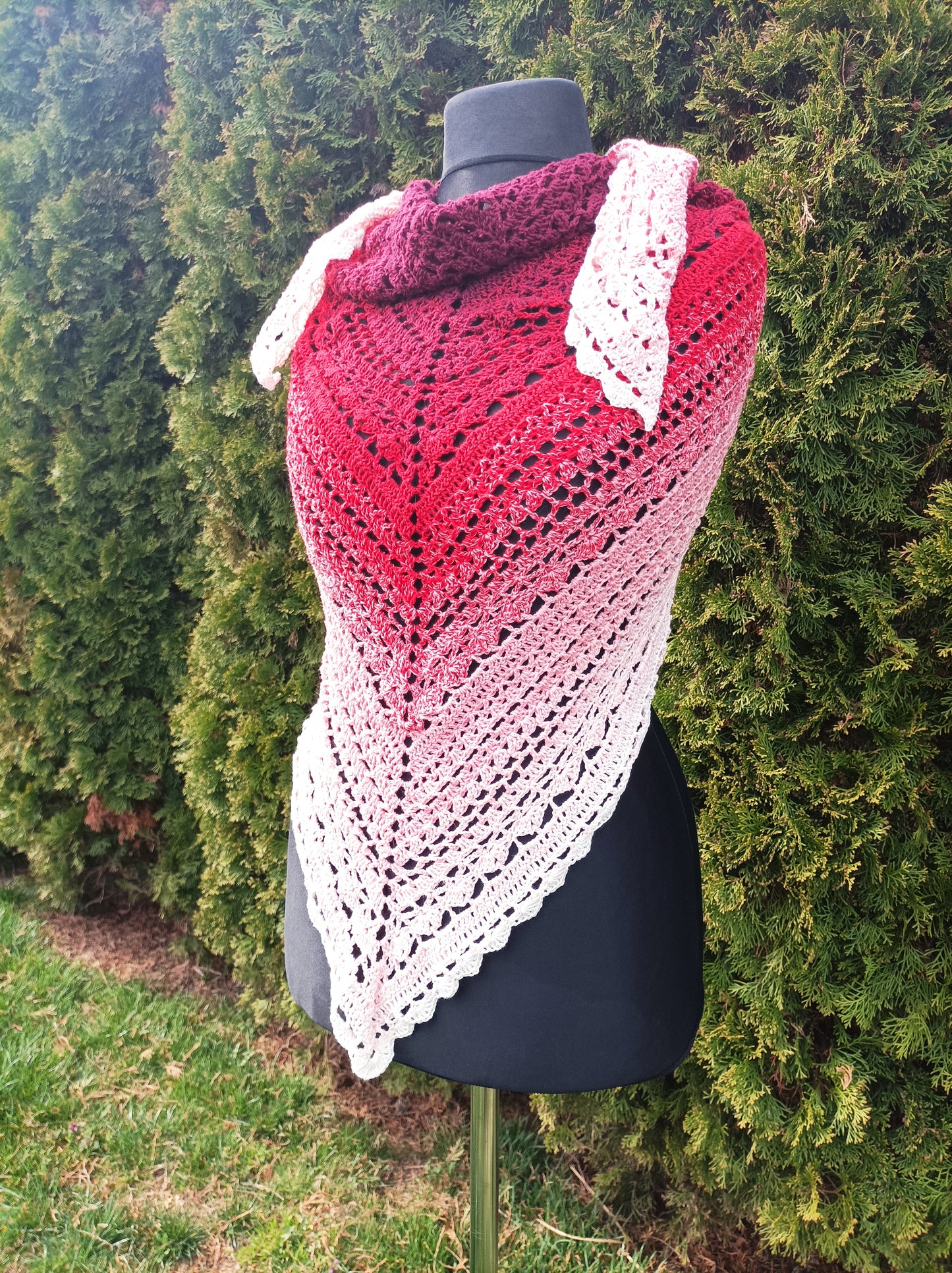 Triangles - Crotchet scarfs wraps with different  pattern