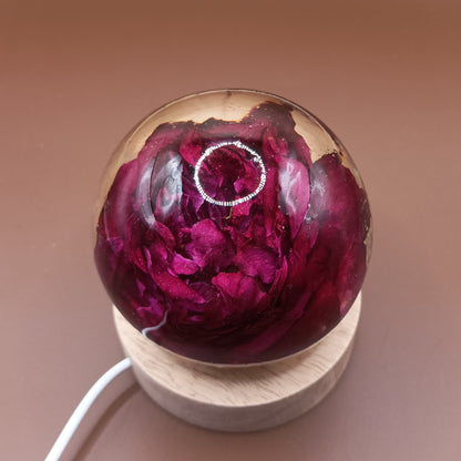 Ball resin lamp with dried flowers - Big