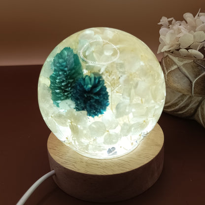 Ball resin lamp with dried flowers - Big