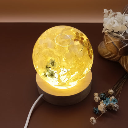 Ball resin lamp with dried flowers - Big