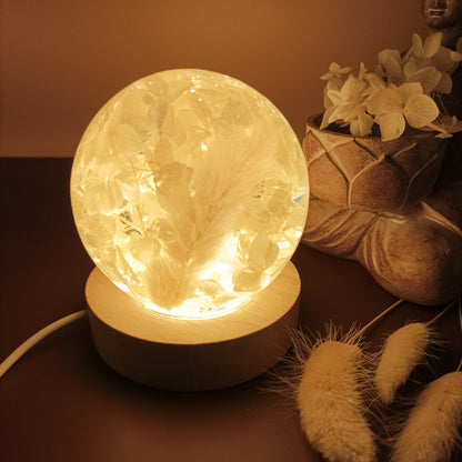 Ball resin lamp with dried flowers - Big