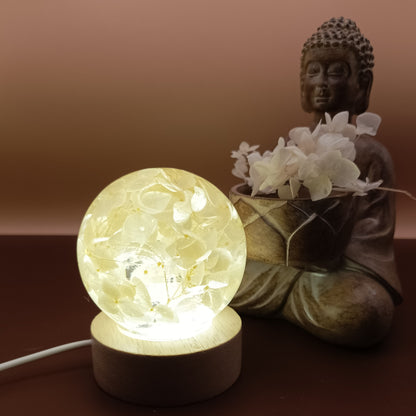 Ball resin lamp with dried flowers - Small