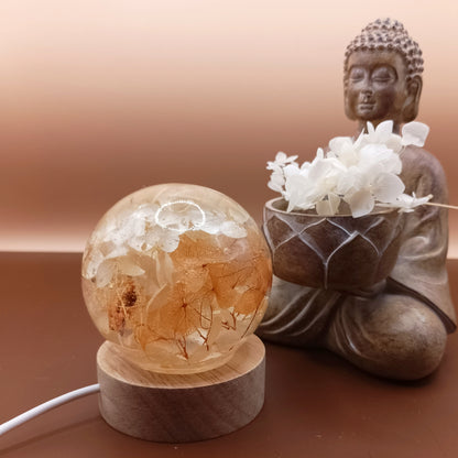 Ball resin lamp with dried flowers - Small