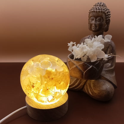 Ball resin lamp with dried flowers - Small