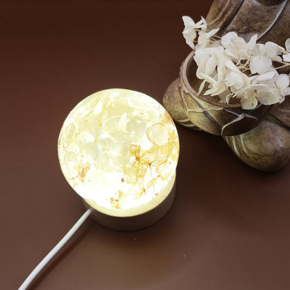 Ball resin lamp with dried flowers - Small