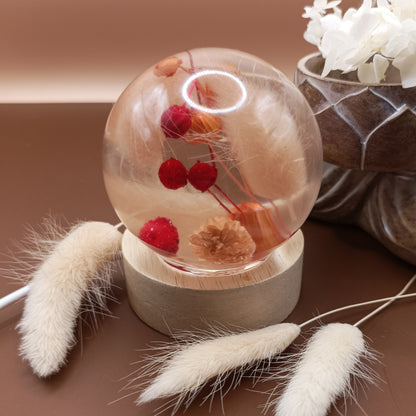Ball resin lamp with dried flowers - Small
